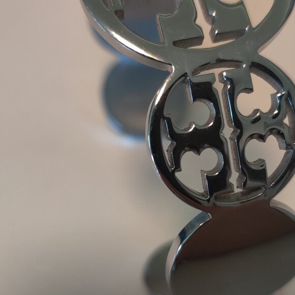 Tory Burch Designer Inspired 3 Pc Jewelry & Perfume - Picture 3 of 8